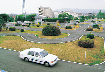 久留米自動車学校